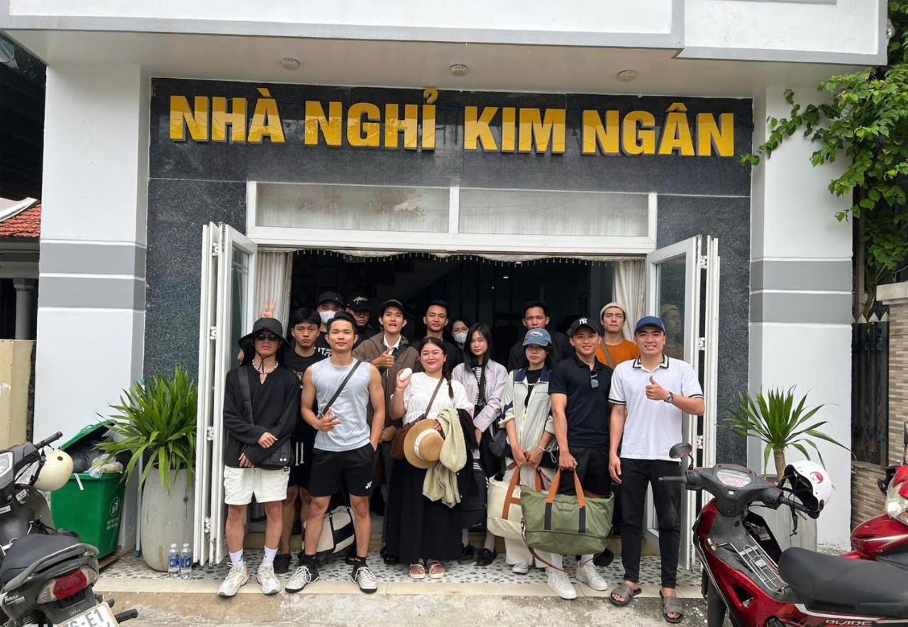 Bed and Breakfast Nha Nghi Kim Ngan Ly Son Esterno foto