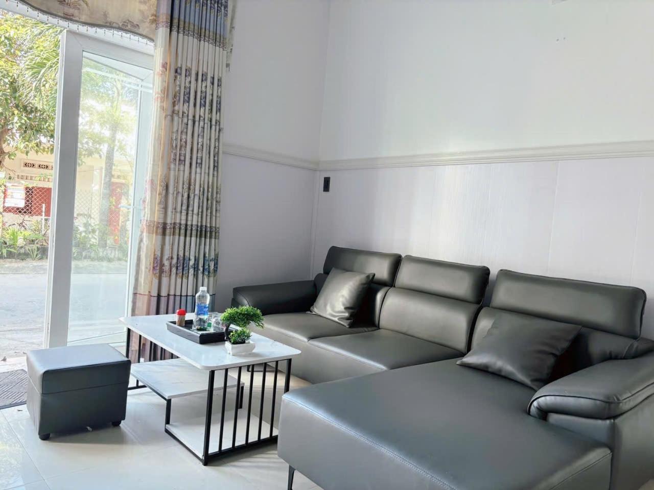 Bed and Breakfast Nha Nghi Kim Ngan Ly Son Esterno foto