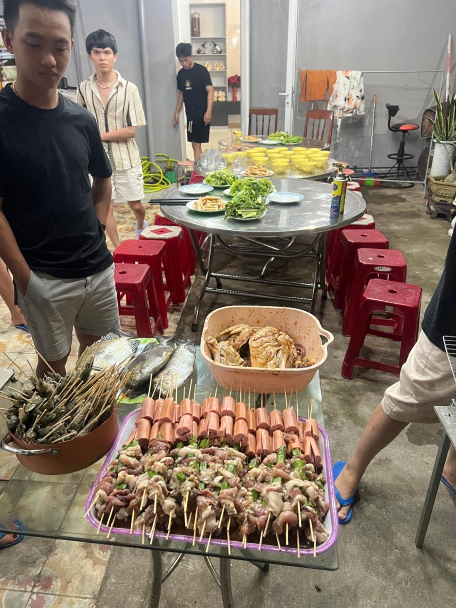 Bed and Breakfast Nha Nghi Kim Ngan Ly Son Esterno foto